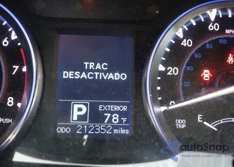 2014 Toyota Highlander Le V6 z USA, uszkodzony, nr VIN 5TDZKRFH2ES014571